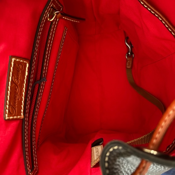 Dooney & Bourke Medium Black Pebbled Grain backpack - Picture 4 of 5